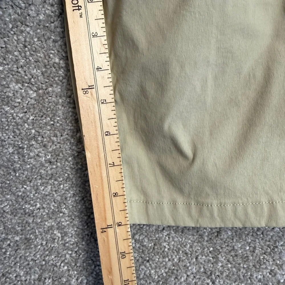 The North Face Mens Size 35 Horizon Pine Khaki Hiking Shorts Stretch Tan
